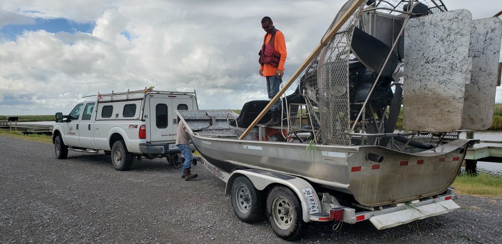 Air boat